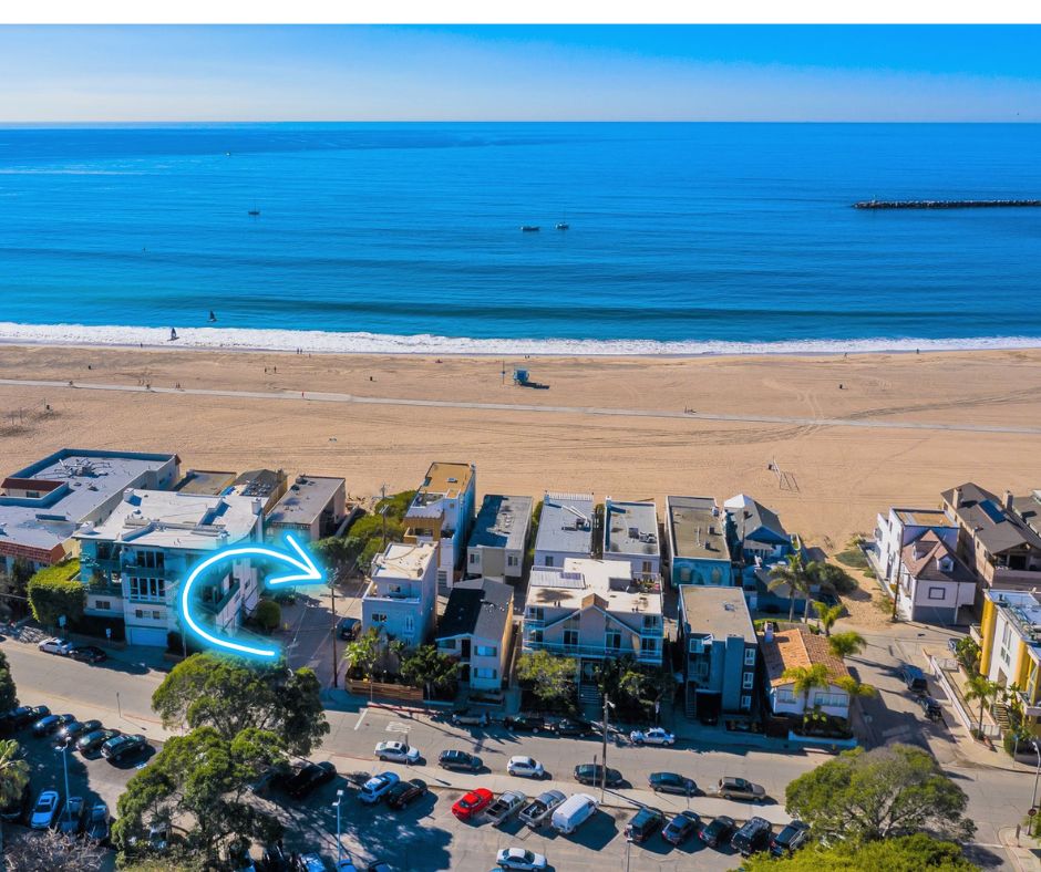 A view of the ocean from above shows an arrow pointing to the beach.