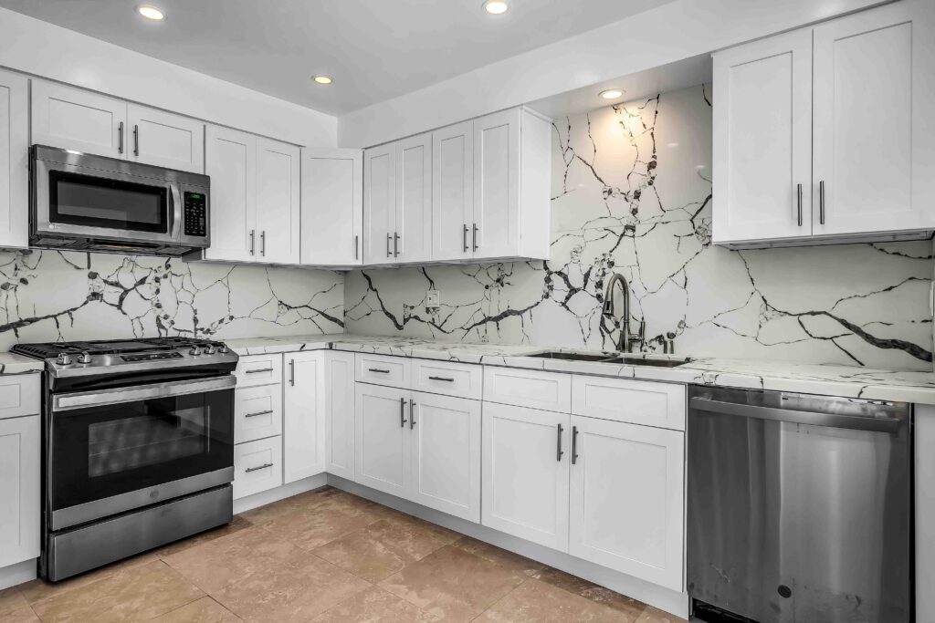 15 63rd Ave 10 15 63rd Ave 10