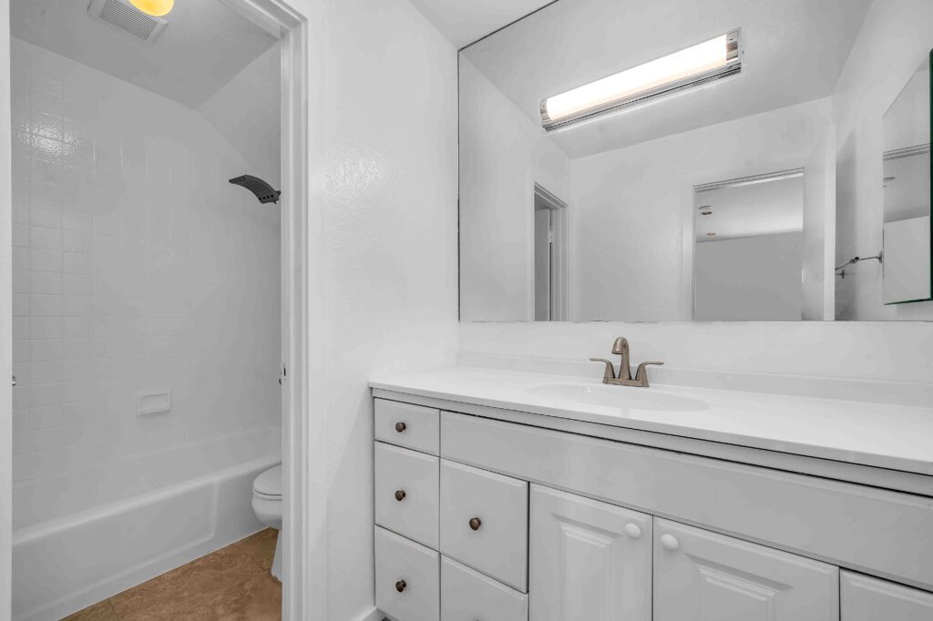 15 63rd Ave 26 15 63rd Ave 26