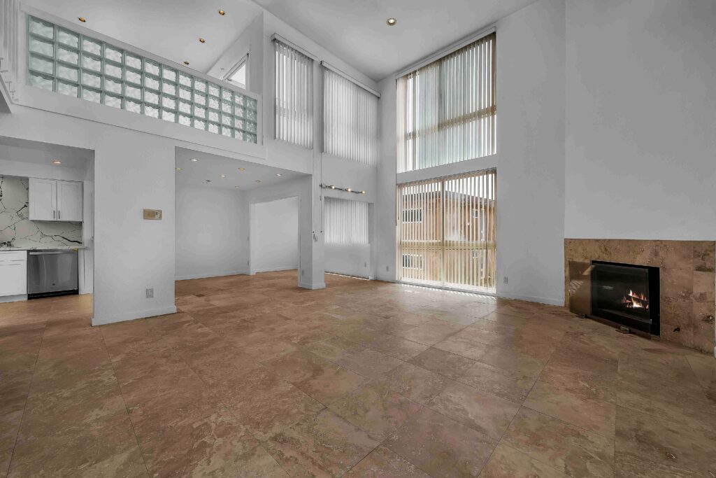 15 63rd Ave 3 15 63rd Ave 3